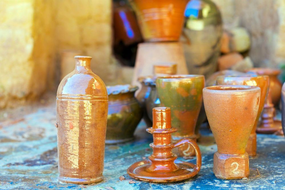 A Closeup Look at the Centuries Old Tradition of Spanish Pottery
